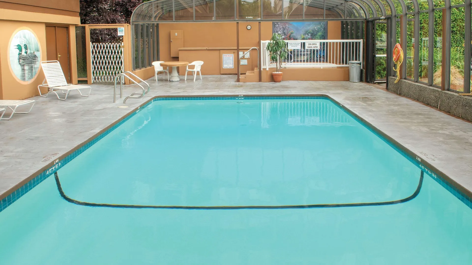 Days Inn By Wyndham Victoria On The Harbour 3*,