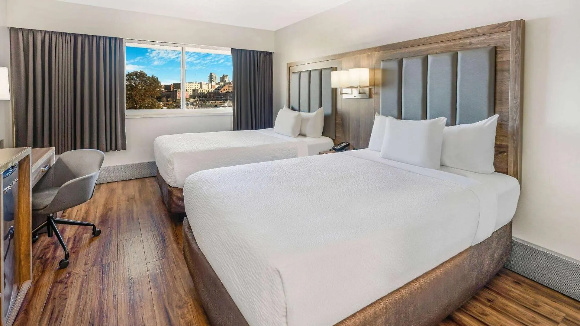 Hotel Days Inn By Wyndham Victoria On The Harbour