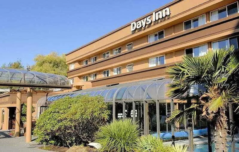 Days Inn By Wyndham Victoria On The Harbour Canada